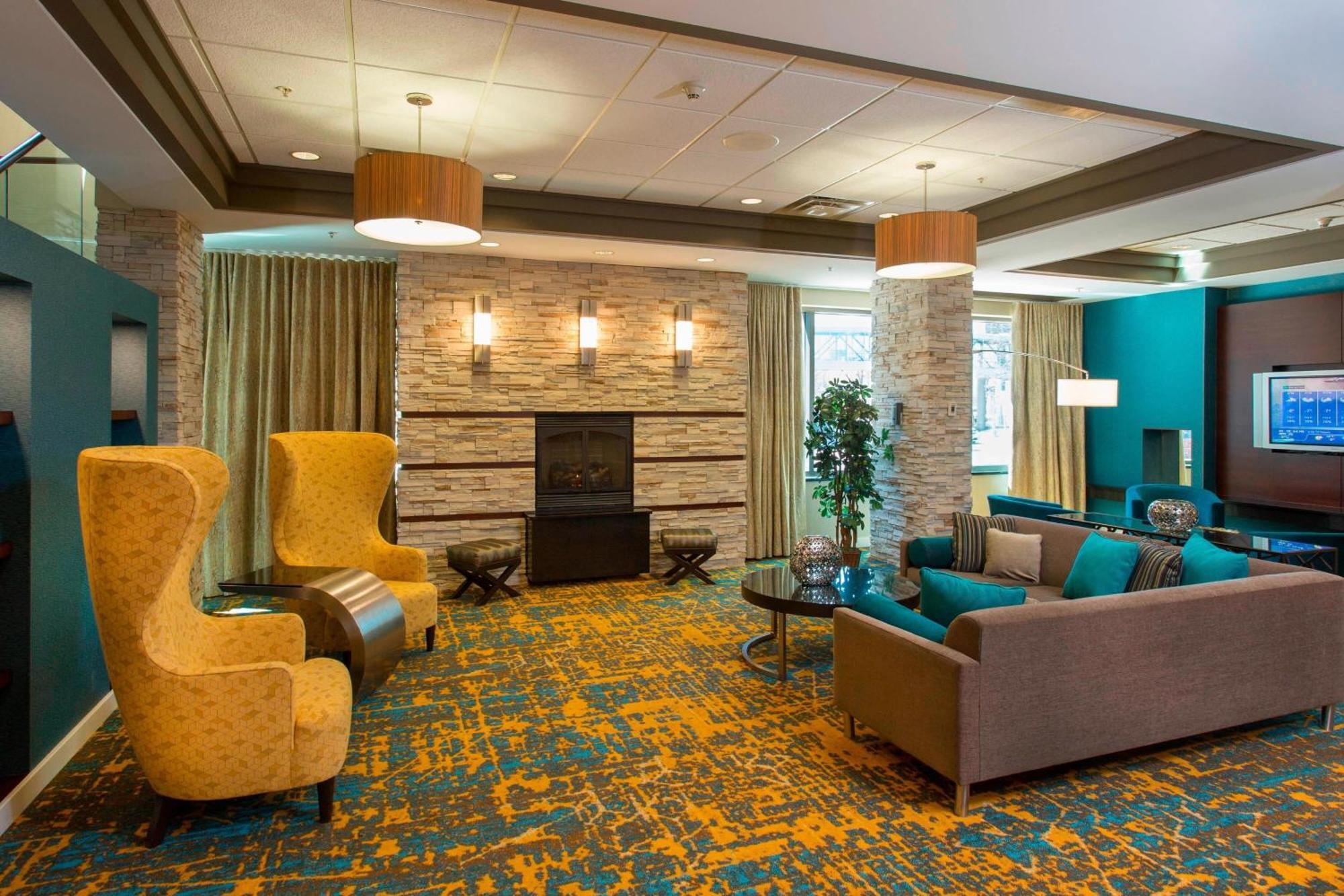 Residence Inn By Marriott Moncton Bagian luar foto