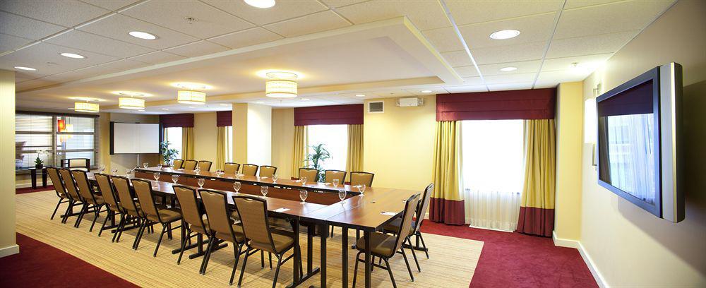 Residence Inn By Marriott Moncton Bagian luar foto