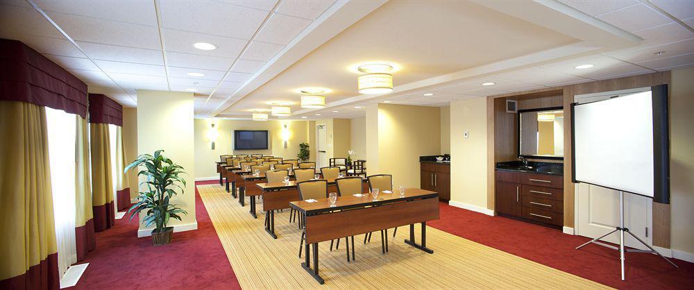 Residence Inn By Marriott Moncton Bagian luar foto